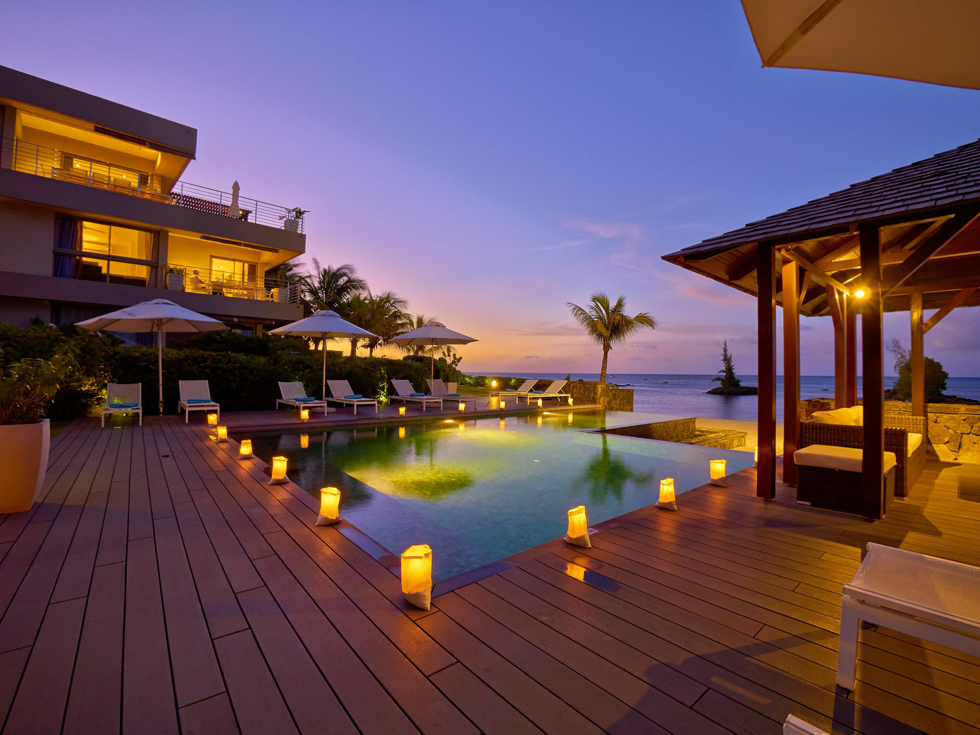Bon Azur Beachfront Suites & Penthouses With Lov Trou aux Biches Eksteriør billede
